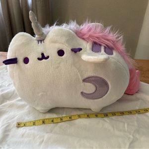 MUSICAL LIGHTS UP UNICORN PUSHEEN 2017
